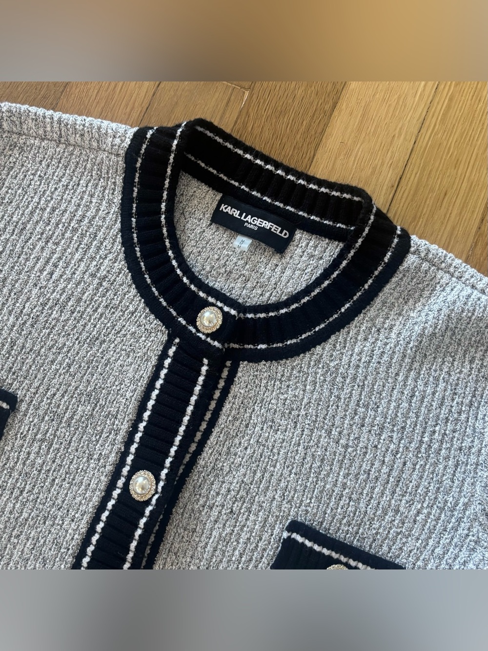 Karl Lagerfeld Paris Chunky Knit Button Cardigan Medium Grey Black Sweater Prep - Picture 2 of 12